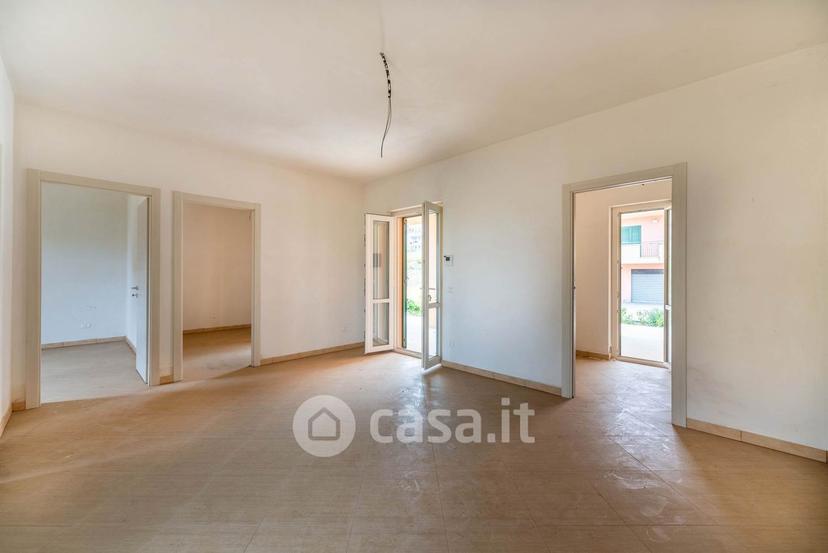 Trilocale in Viale delle Madonie 32 — foto 10 di 24