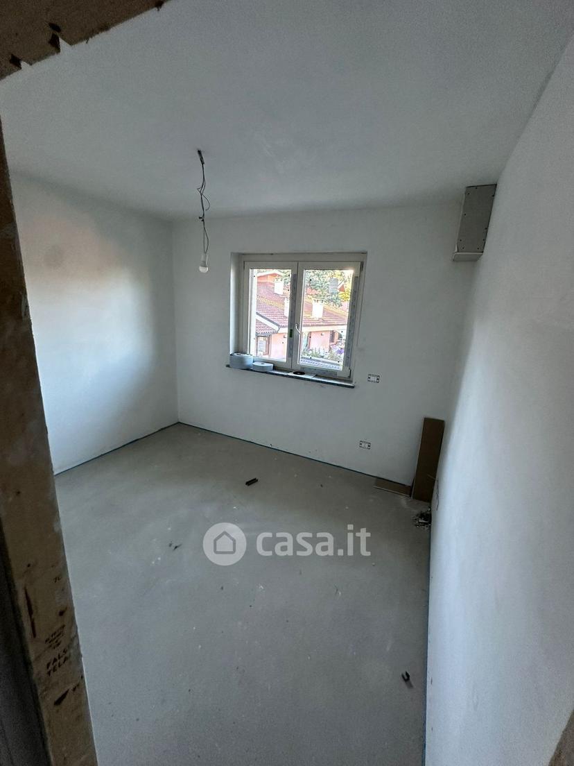 Quadrilocale in Via dei Castagni 8 — foto 2 di 23