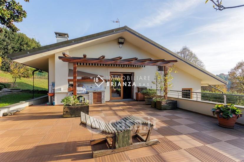 Villa in Viale John E Robert Kennedy — foto 17 di 34