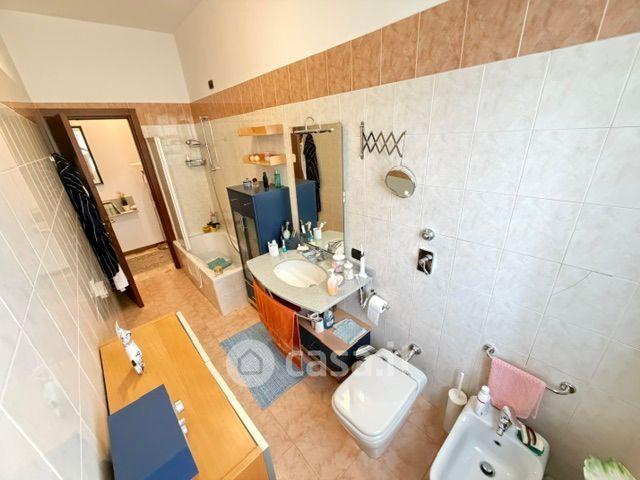 Trilocale in Via Antonio Canova 34 — foto 9 di 21