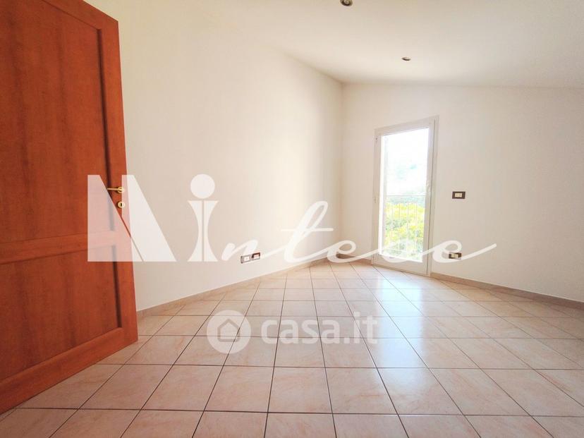 Trilocale in Via Gabriele d'Annunzio — foto 18 di 25
