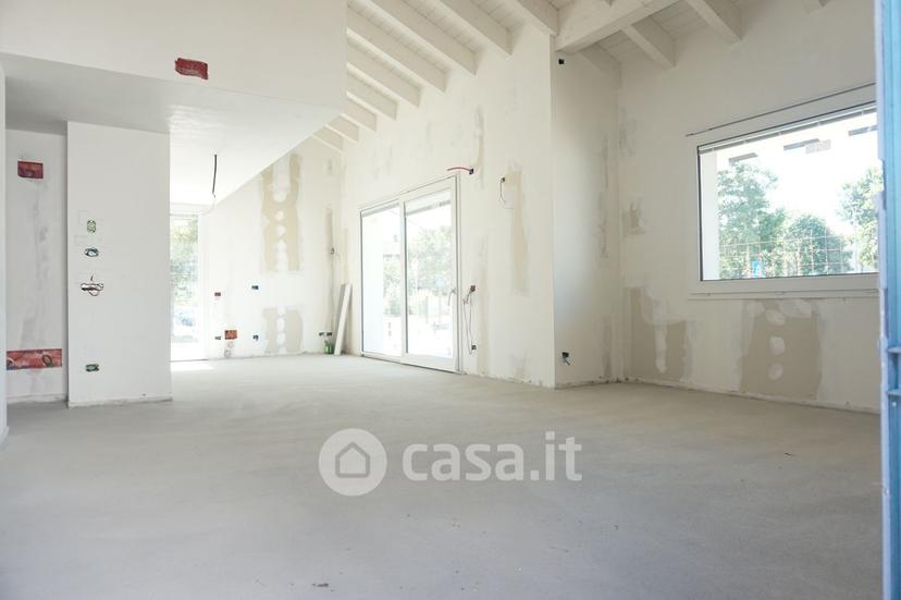 Villa in Via Bartolomeo Colleoni — foto 16 di 37