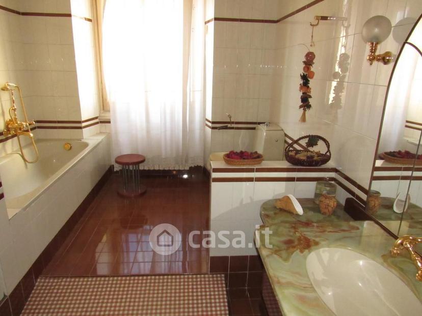 Appartamento in Via V. Alfieri 6 — foto 30 di 46