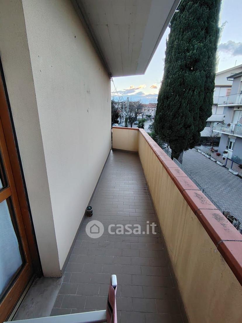 Quadrilocale in Viale A. Moro 232 — foto 16 di 21