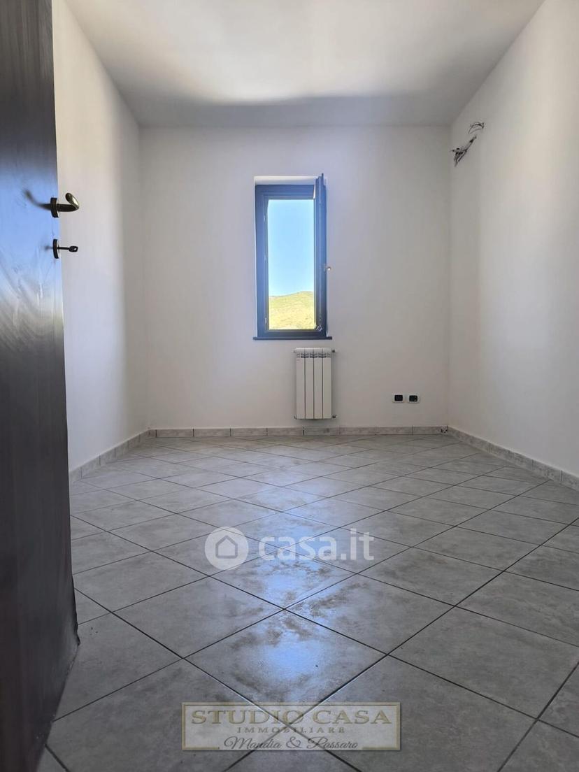 Trilocale in Via Santa Rosa 151 — foto 2 di 15