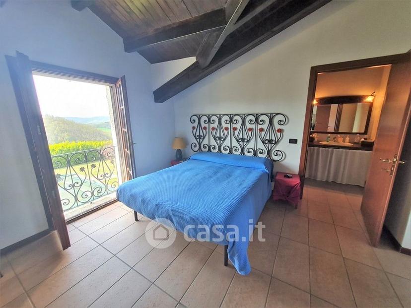 Villa in Frazione Zuccarello — foto 40 di 47