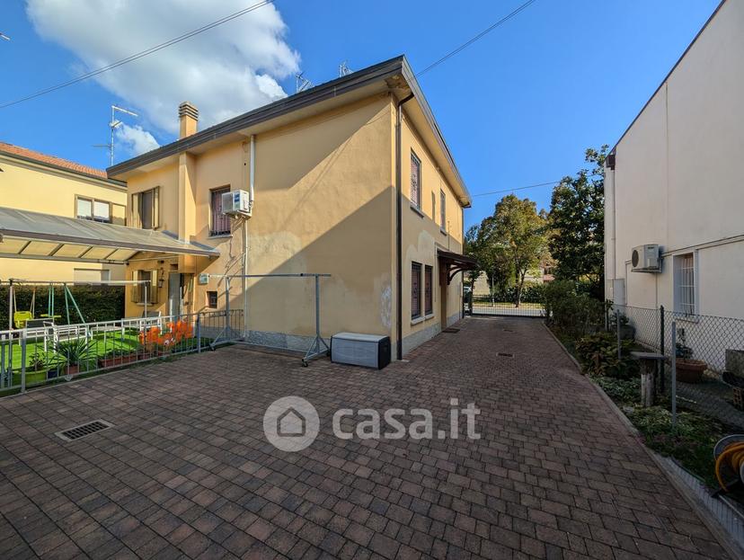 Stanza in Via Circondaria Ovest