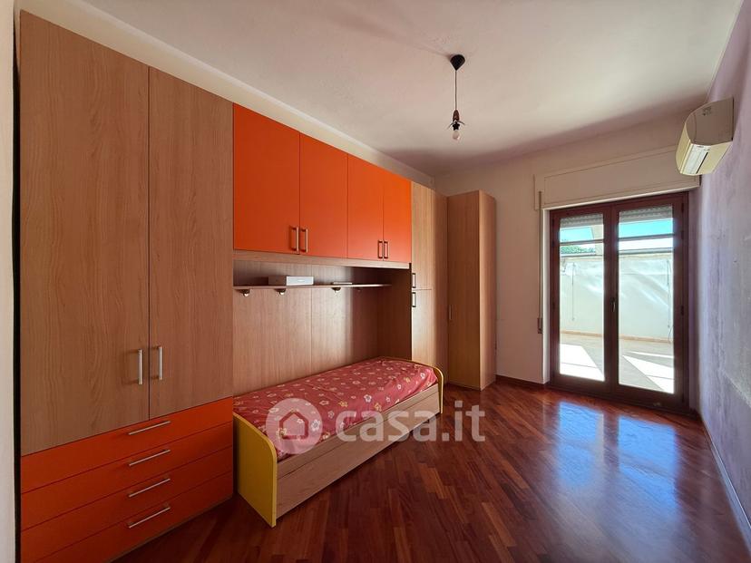 Appartamento in Via Umbria 14 — foto 8 di 23