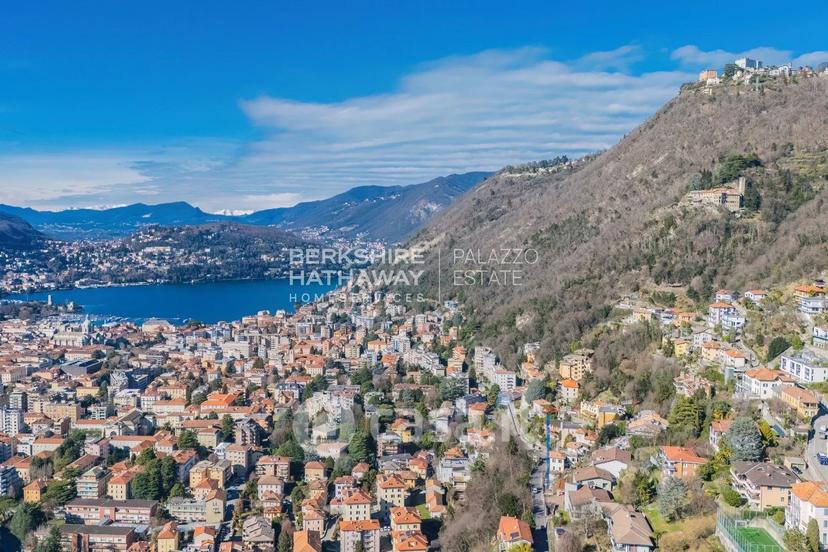 Villa in Via Per Brunate — foto 28 di 44