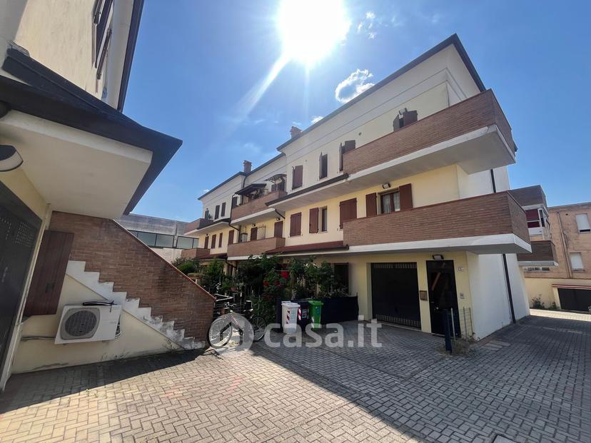 Trilocale in Via Enrico Berlinguer 12 E — foto 4 di 33