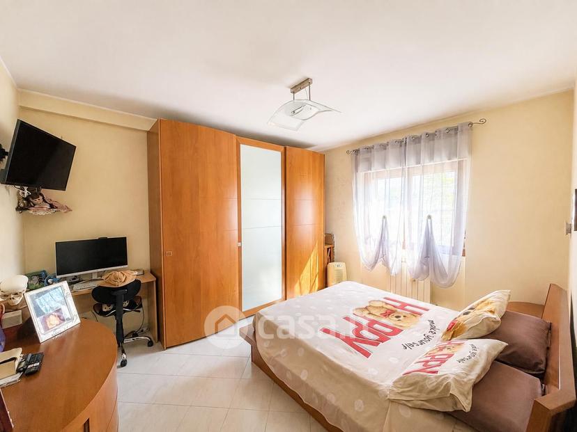 Trilocale in Via della Viola 15 — foto 3 di 33