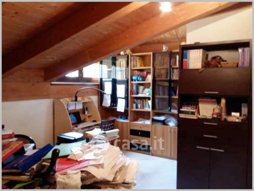 Appartamento in Via Giuseppe Ungaretti — foto 16 di 32