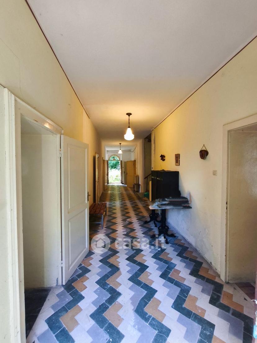 Villa in Via delle Ville 18 — foto 3 di 84