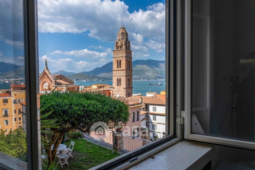 Trilocale in Via Rosmini — foto 7 di 24