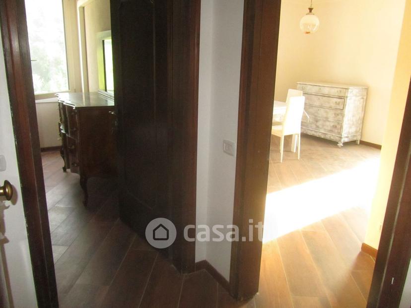 Bilocale in Via Nosee 10