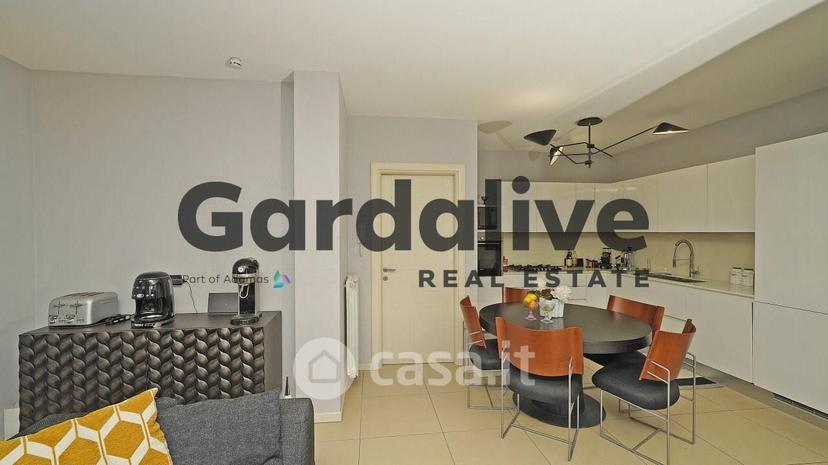 Appartamento in Via X Giornate — foto 14 di 33