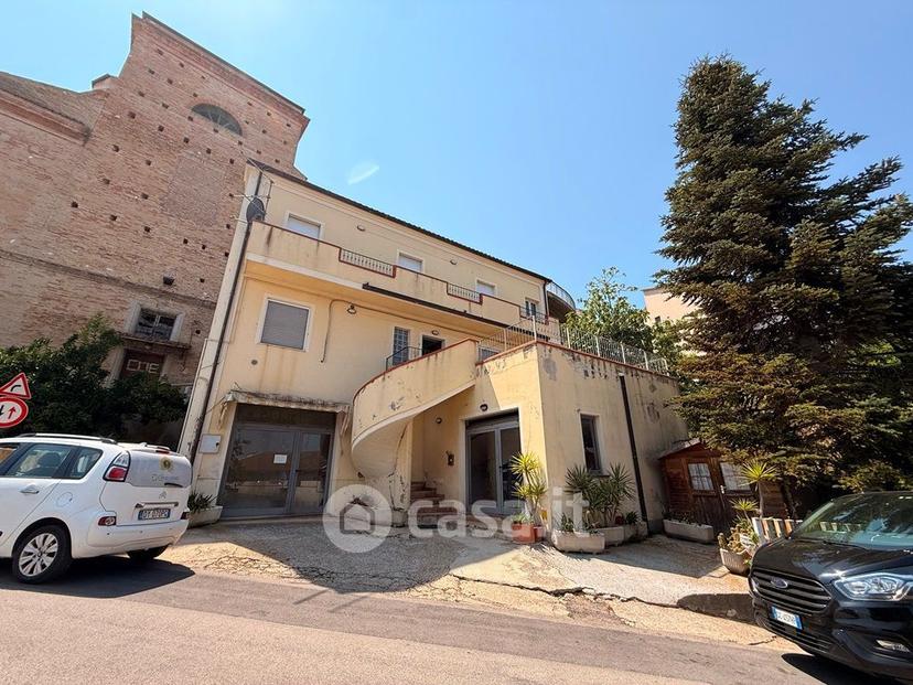 Appartamento in Via Massimo d'Antona 19 — foto 45 di 65