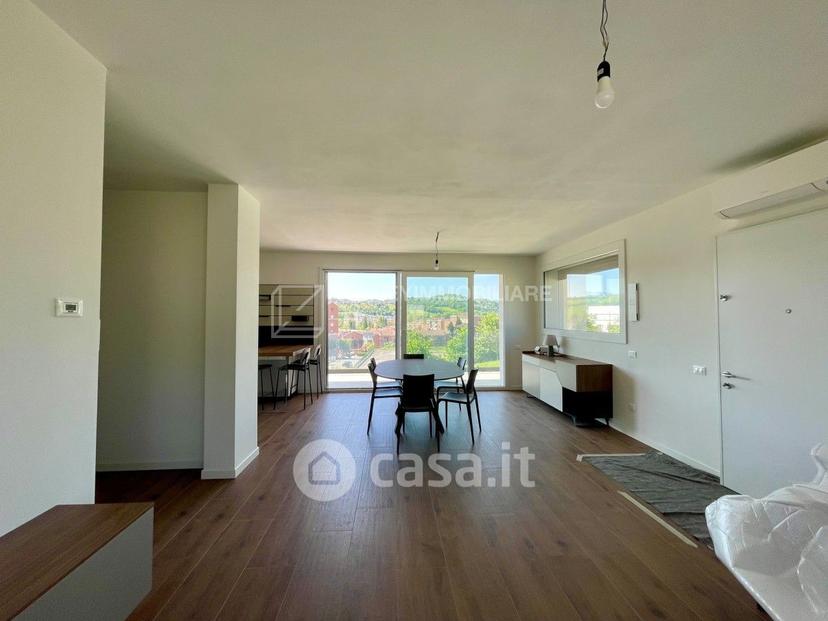 Villa in Via Giovannino Guareschi — foto 18 di 38