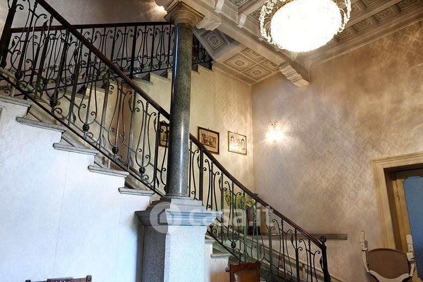 Villa in Corso G. Matteotti 25 — foto 2 di 33