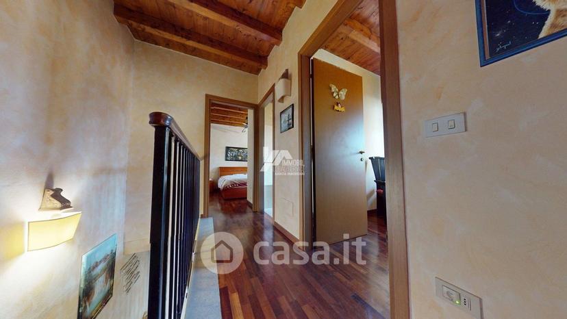 Villa in Via dei Ronchi 14 — foto 30 di 36