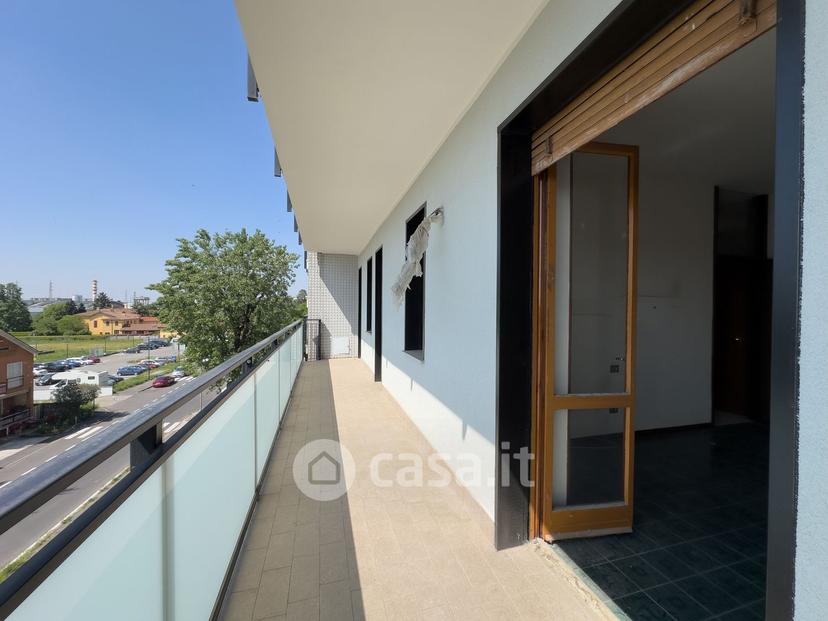 Appartamento in Via Volturno 80 — foto 41 di 43