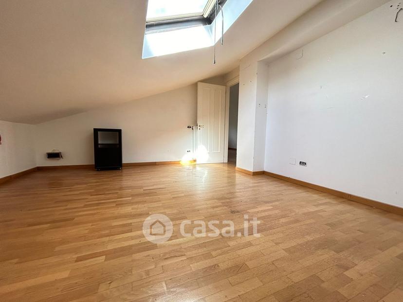 Appartamento in Via Valle Paradiso — foto 5 di 45