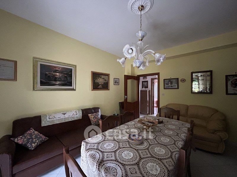 Trilocale in Via Adinolfi 13 — foto 9 di 19