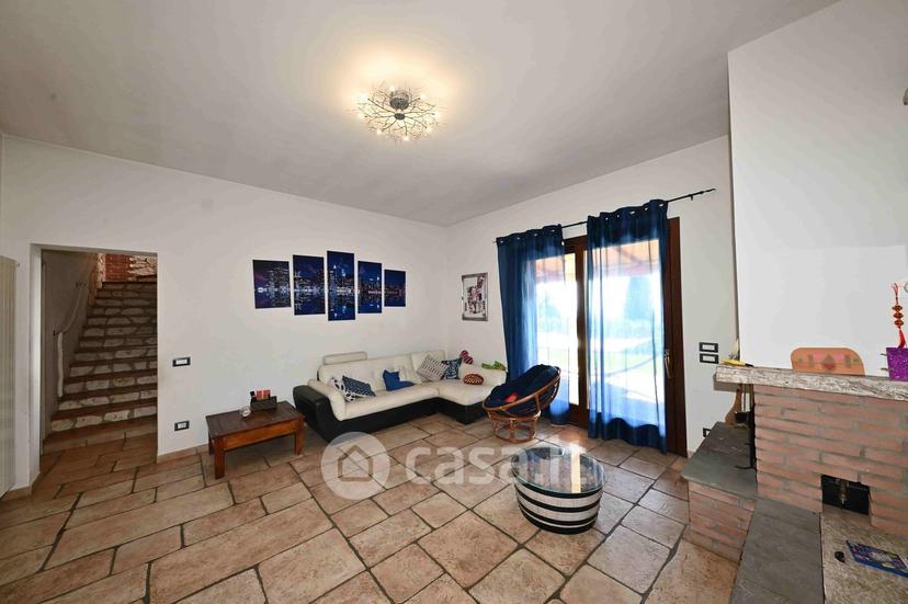 Villa in Località Montegiovi — foto 20 di 32