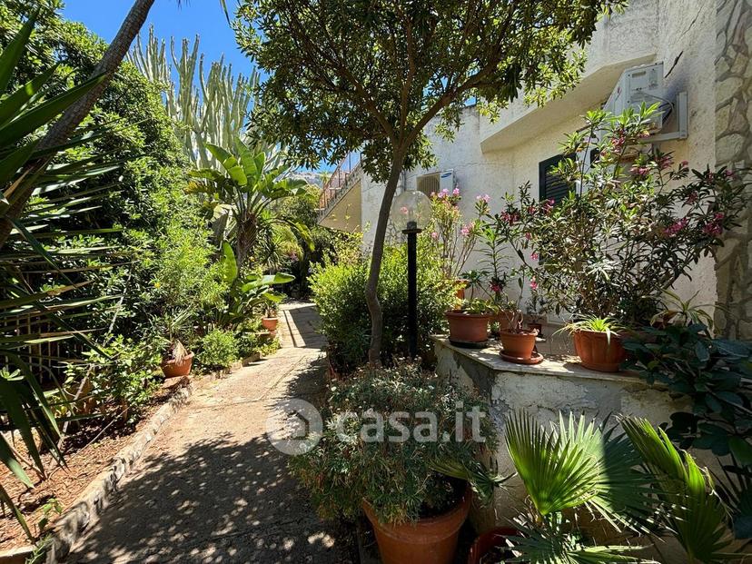 Villa in Passaggio delle Orchidee 5 — foto 31 di 46