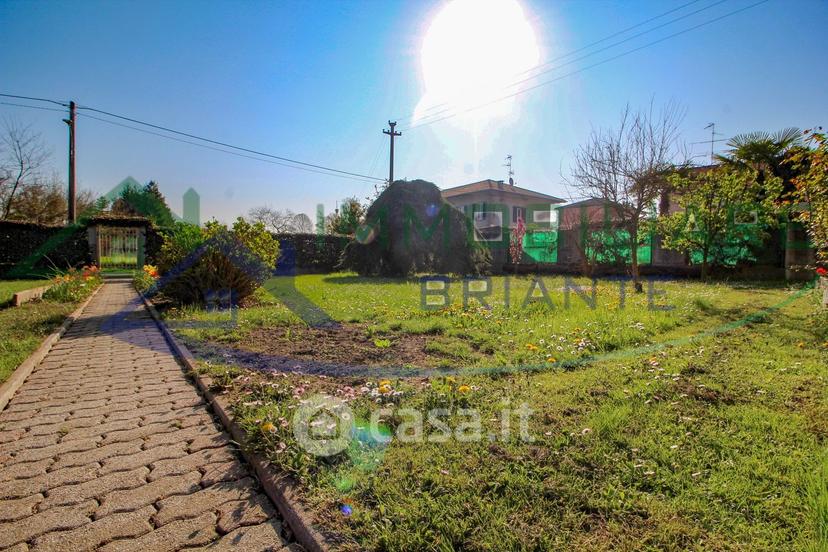 Villa in Via A. Macchi 35 — foto 24 di 28