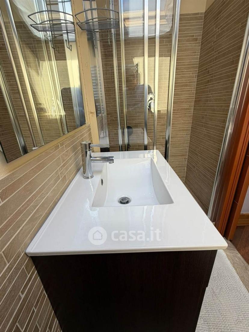 Trilocale in Via Bruno Buozzi 56 — foto 34 di 45