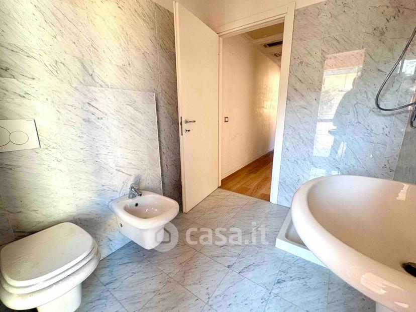 Trilocale in Via Brigate Partigiane 5 — foto 14 di 19