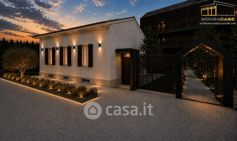Villa in Via Biffi Levati 8 — foto 13 di 16
