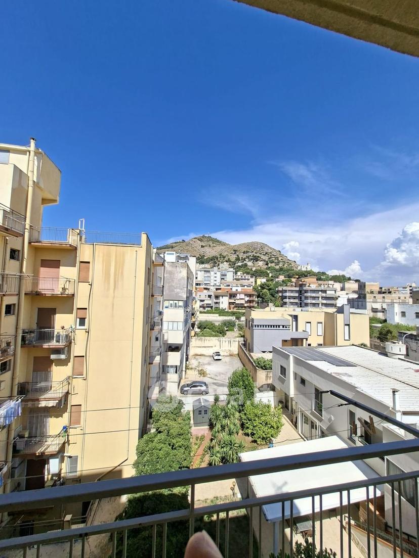 Appartamento in Via Manzoni 106 — foto 5 di 47