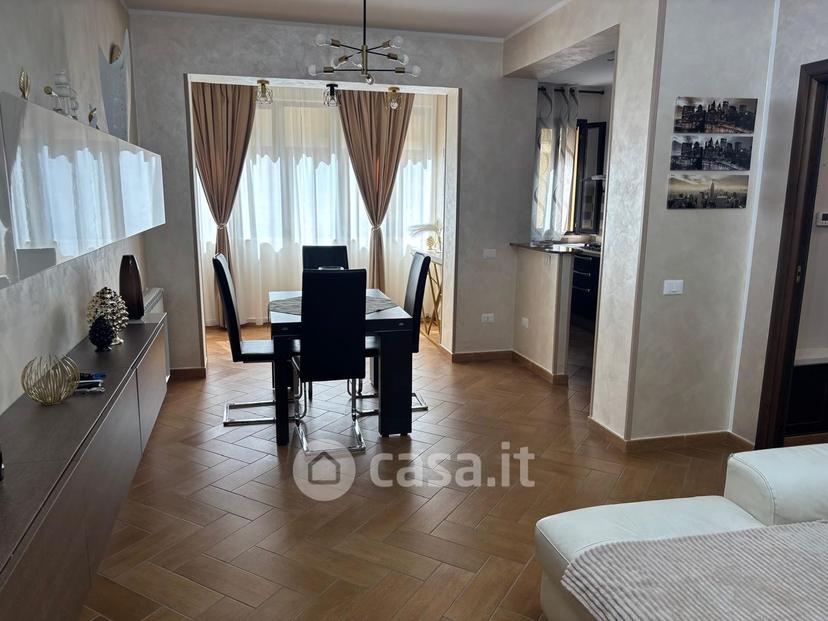 Quadrilocale in Viale Regione Siciliana Sud Est 2058