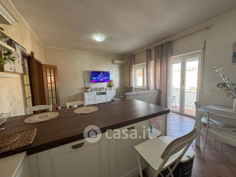 Appartamento in Via Fosse Ardeatine 11 — foto 18 di 60
