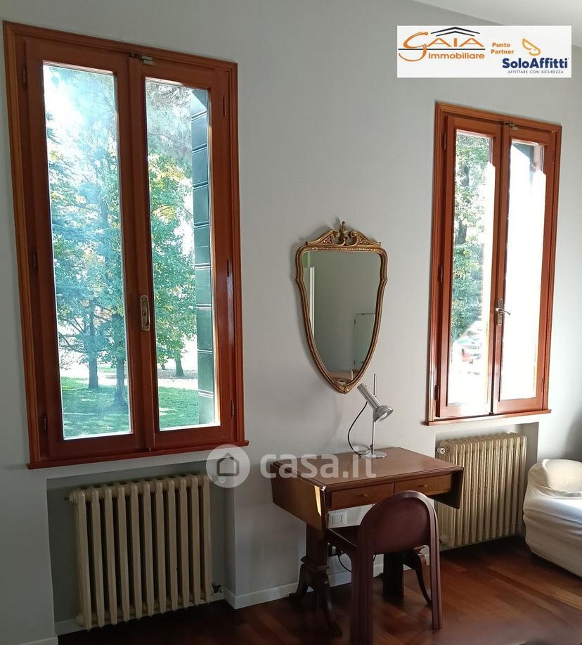 Villa in Via A. Gramsci 46 — foto 4 di 53