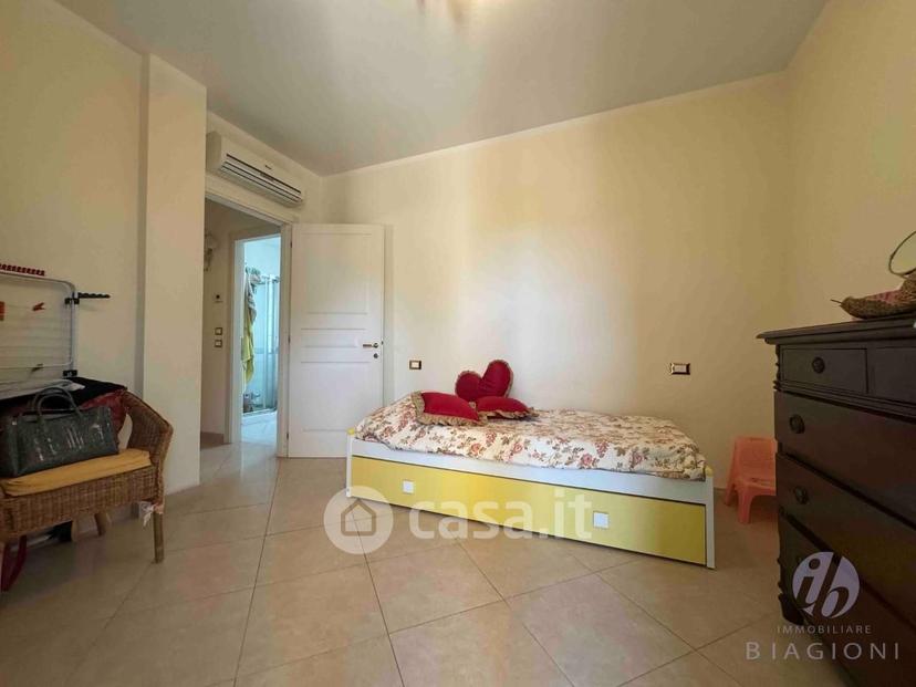 Villa in Via Cortona 120 — foto 35 di 37