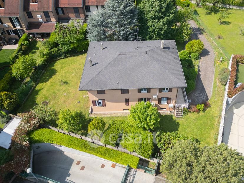 Quadrilocale in Viale Giuseppe di Vittorio 3 — foto 32 di 40