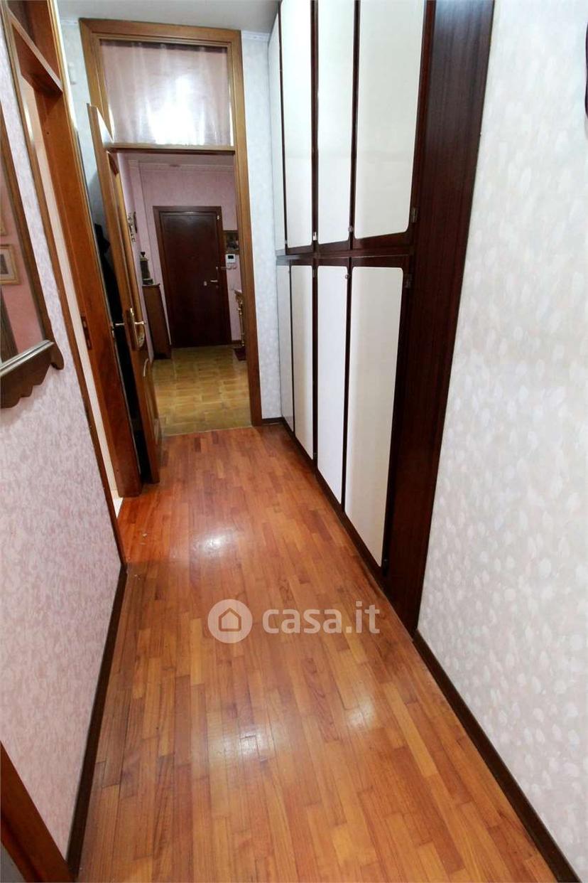 Quadrilocale in Via Fara 31 — foto 12 di 39