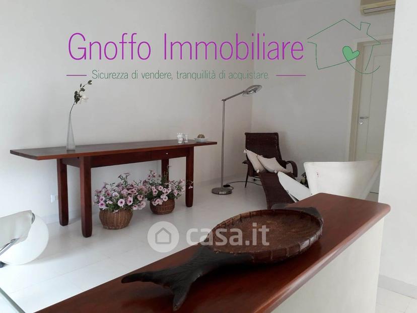 Trilocale in Via Anchise — foto 3 di 12