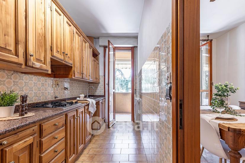 Appartamento in Via Pompeo Vizzani — foto 24 di 40