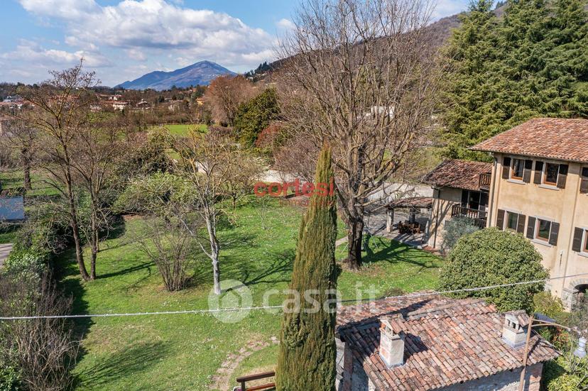 Villa in Via alla Zarda 4 — foto 4 di 63