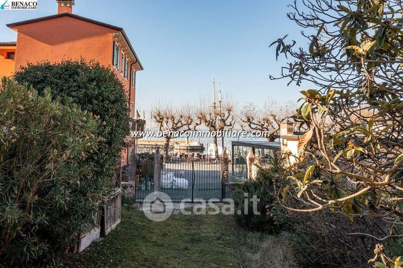 Villa in Lungo Lago Regina Adelaide — foto 2 di 16