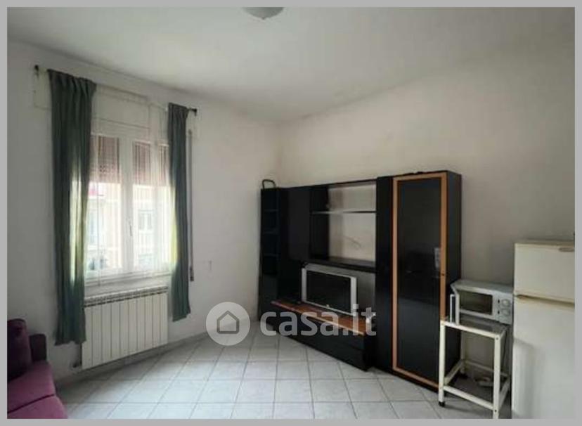 Trilocale in Via Dionisio Calvart — foto 26 di 33