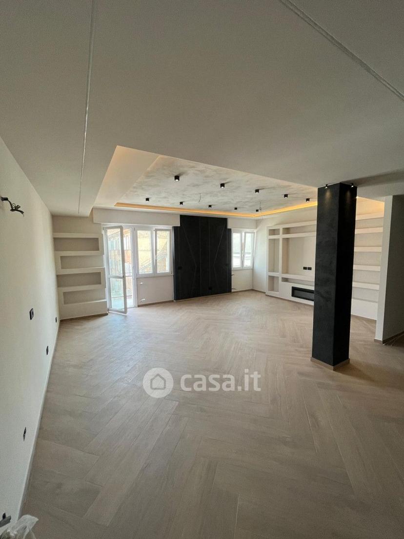 Quadrilocale in Via Facino Cane 15 — foto 19 di 41