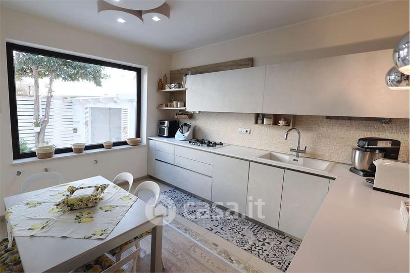 Quadrilocale in Via Imperatore Costantino 23 — foto 23 di 31