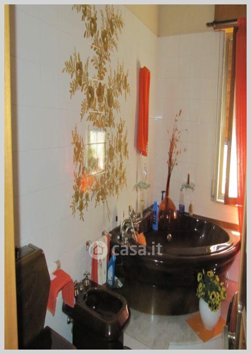 Appartamento in Via Lazio — foto 7 di 32
