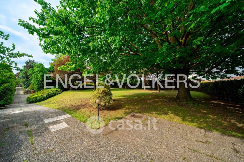 Villa in Via Ingegner Giacomo Tovo 8 — foto 39 di 40