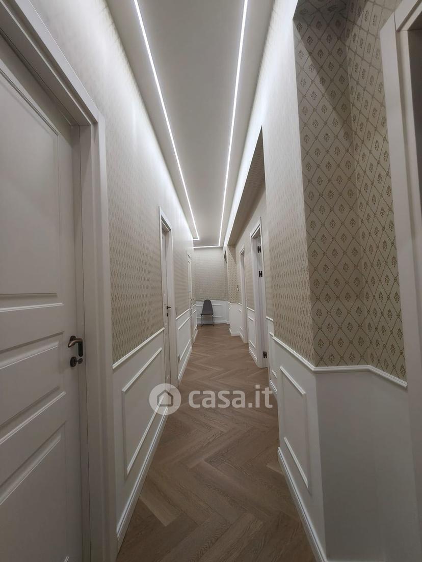 Stanza in Via Monaca Santa — foto 6 di 16
